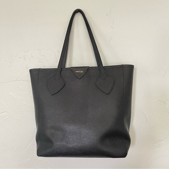 Anne Klein Sophisticated Black Leather Tote Bag with Minimalist Design 12.5"x15" - Picture 6 of 12